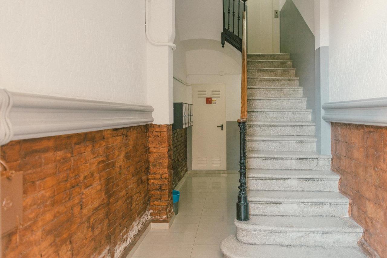 Brummell Apartments Montjuic Барселона Экстерьер фото